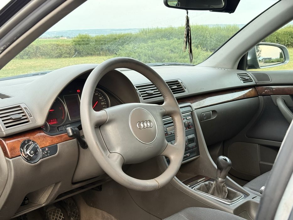 AUDI A4 Avant 2004 — imagine 5