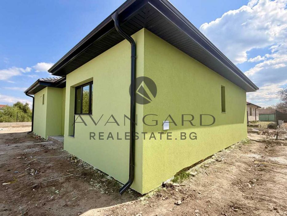 оф.25659 Едноетажна къща / Скутаре