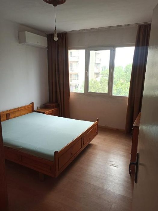 Дава се под наем Тристаен апартамент в Пловдив, Кършияка - 100 кв.м за 475 € - Снимка #5