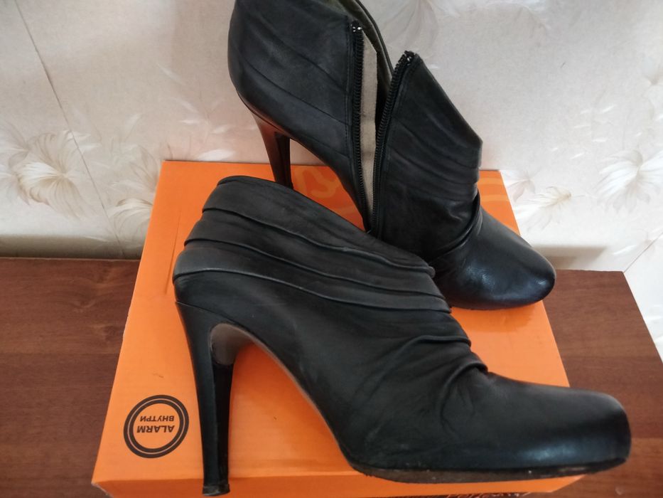 Женская обувь размер 38-39