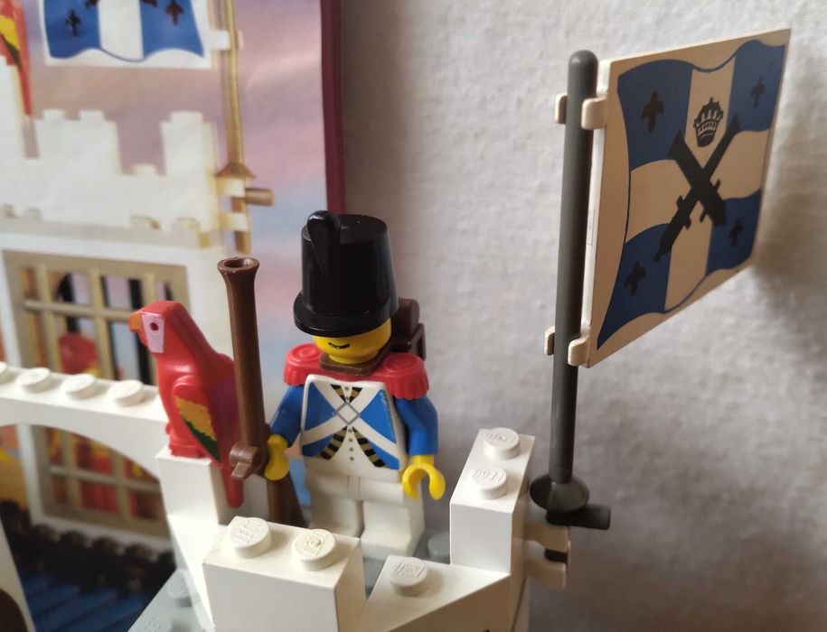Lego Pirates 6267 Lagoon Lock-up