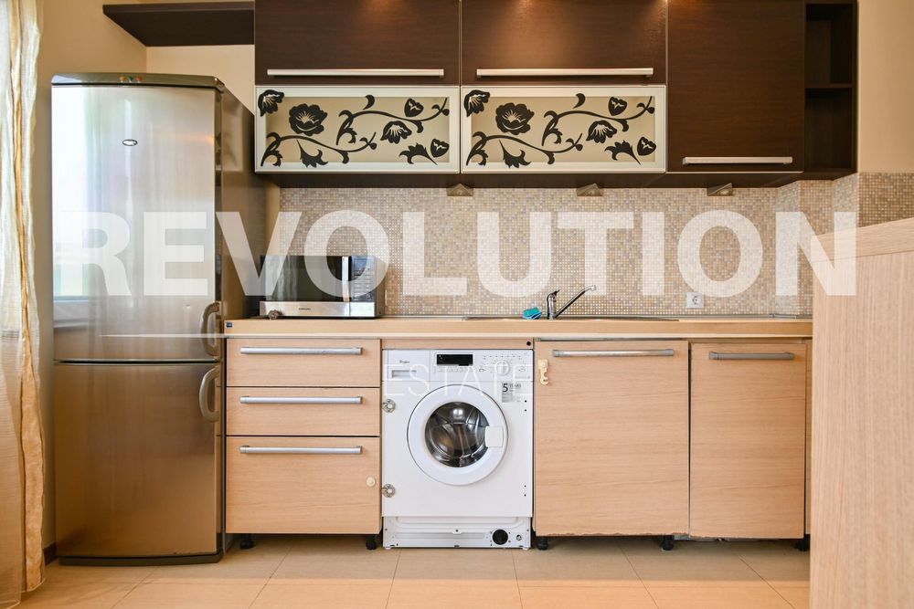 Дава се под наем Тристаен апартамент в София, Студентски град - 86 кв.м за 750 € - Снимка #3