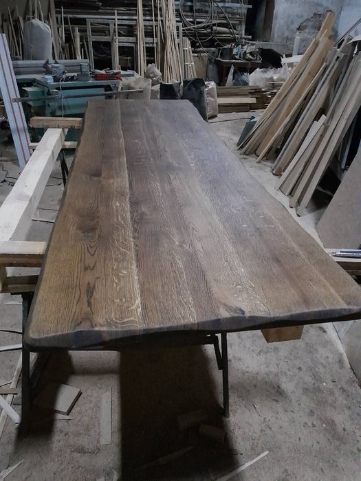 маса от масивна дървесина/дъб