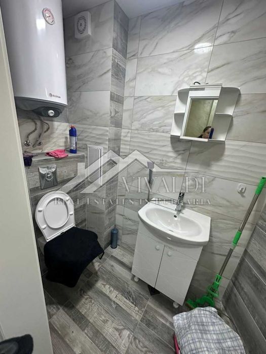 Тристаен нов голям апартамент в м-ст Ален Мак, Варна