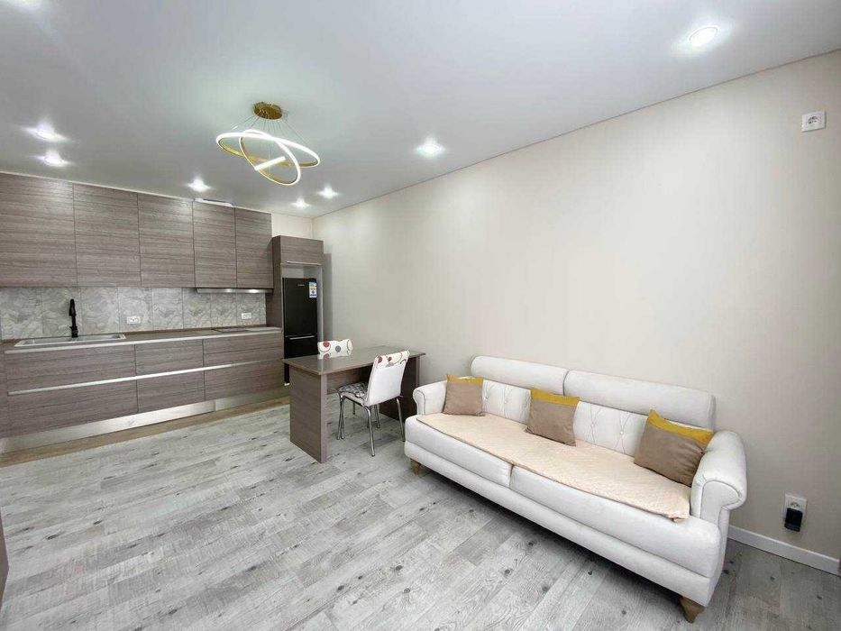 Продаётся евро двухкомнатная квартира