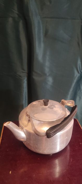 Чайник электрический