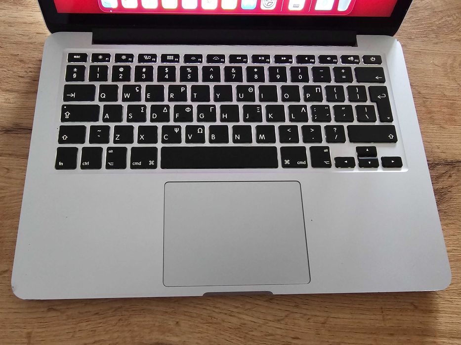 MacBook Pro 13" Retina (Mid 2014) - i5 2.8GHz / 8GB RAM / 512GB SSD / 6ч. батерия / пълен комплект