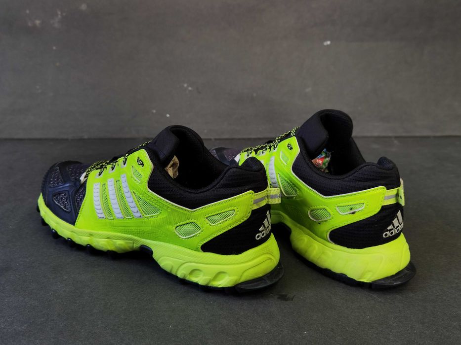 Ghete munte 38 39 adidasi Bocanci  alergare ADIDAS - Vietnam Ca NOI