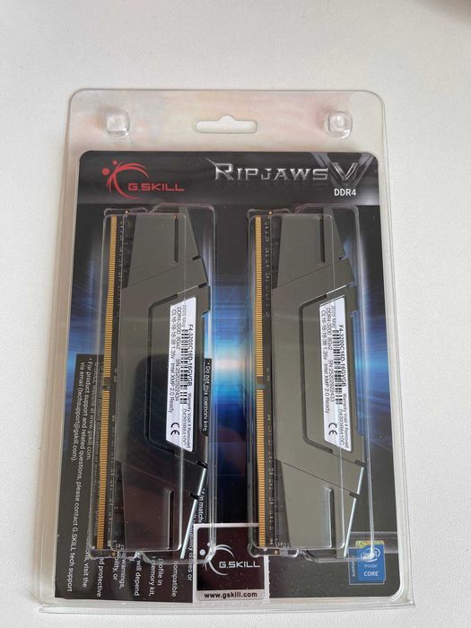 Материнская плата, ОЗУ и блок питания