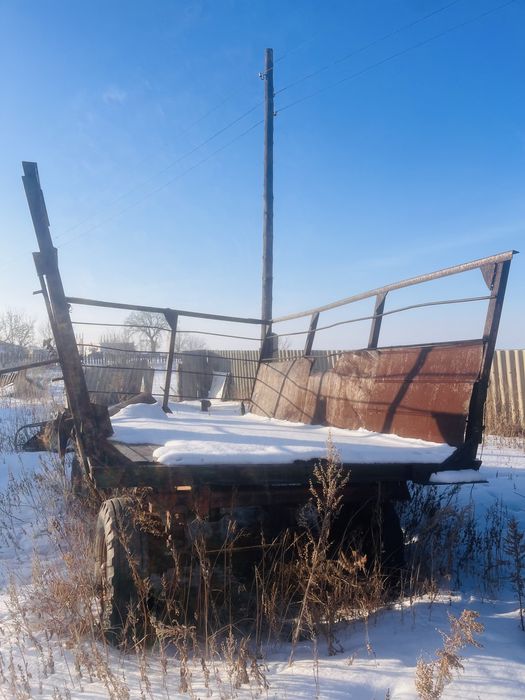 Продается трактор с прицепом