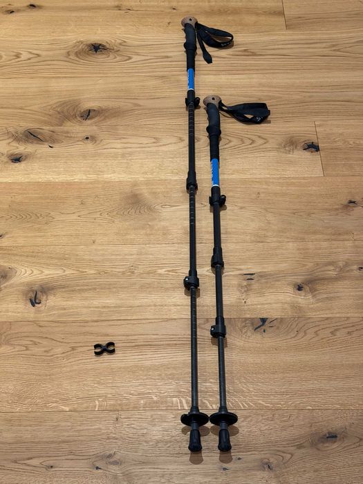 Bețe Trekking Silva 4S Carbon Ultra-Ușoare, Compacte, 4 Secțiuni