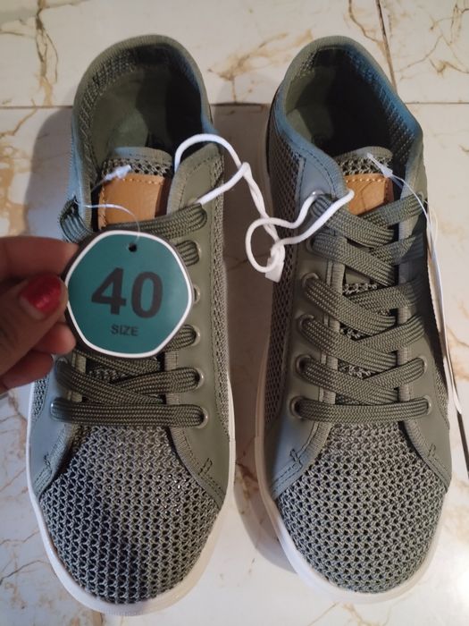 Adidași Noi pentru bărbați