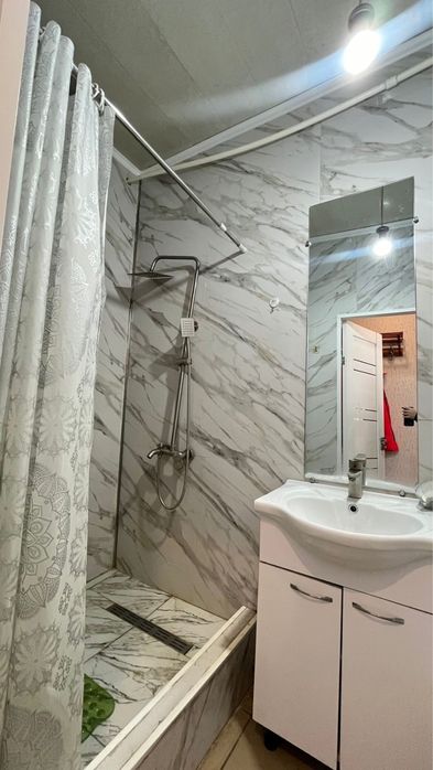 Срочно Продам 1 ком кв в 11 микр