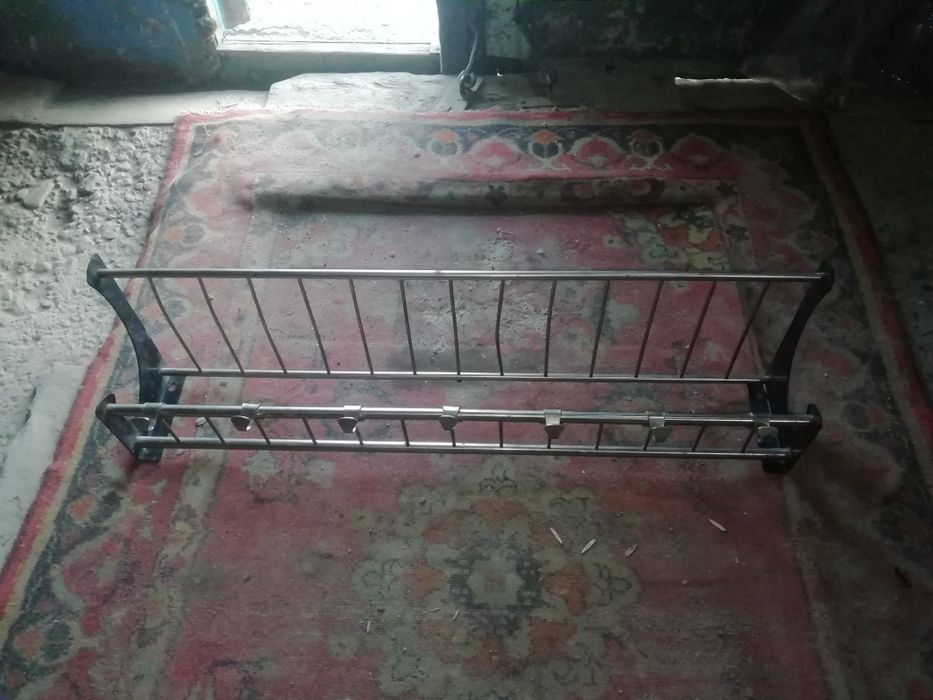 Вешалка в прихожую