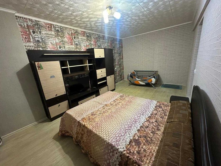 1,5 на Сатпаева 13/3