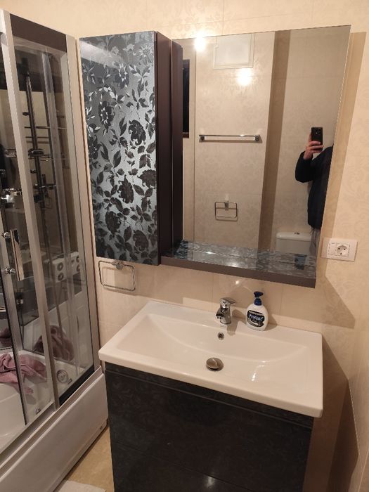 Vând apartament 3 camere