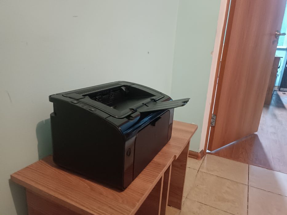 Принтер НР 1102 wi-fi