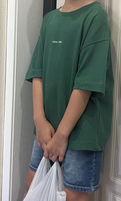 Футболки  фирма Next и Zara