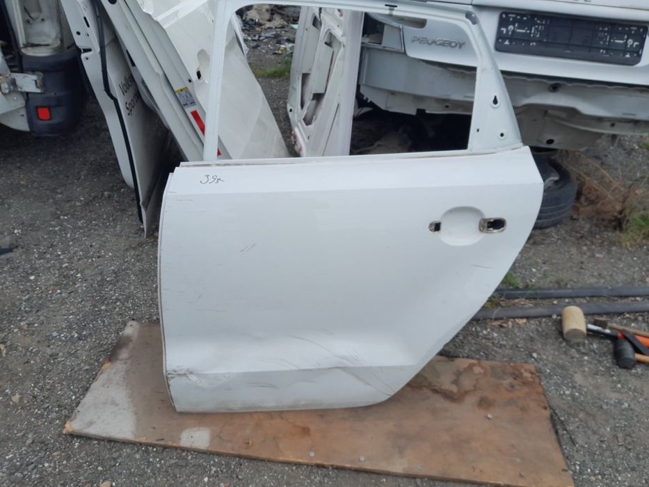 Задна лява врата за Фолксваген Поло VW Polo 2009- 16