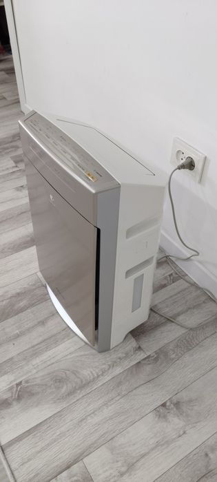 Воздухоочиститель продам