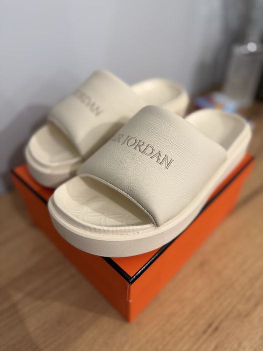 Чехли JORDAN Jordan Sophia