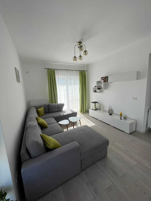 Proprietar închiriez apartament cu 2 camere, decomandat, în zona Calea Urseni