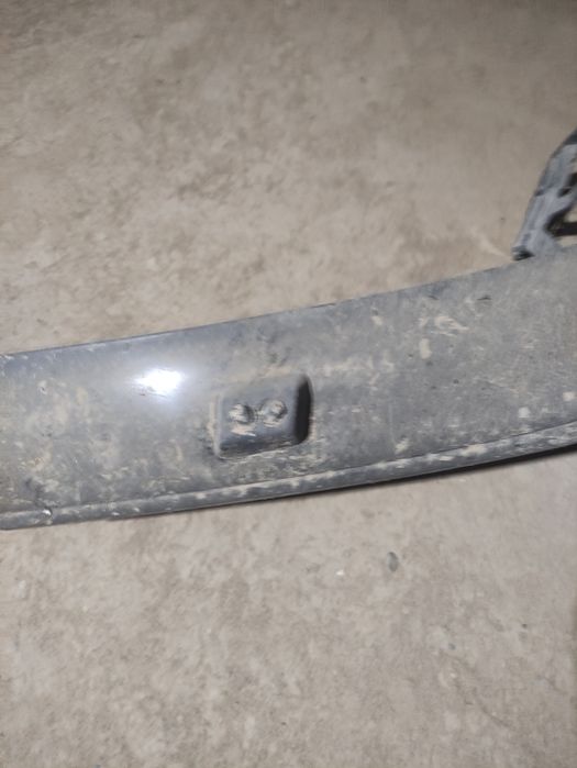 БМВ е34 бампер туманка