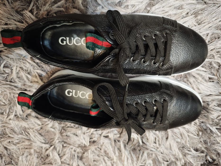 Pantofi de piele gucci