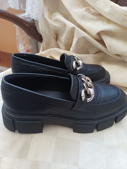 Дамски боти на Тенденз нови и нови лоуфъри  естествена кожа