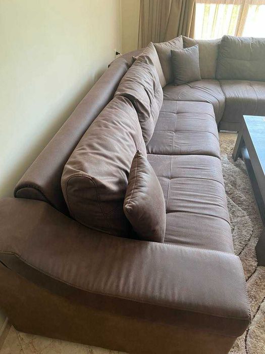 Ъглов диван с функция сън