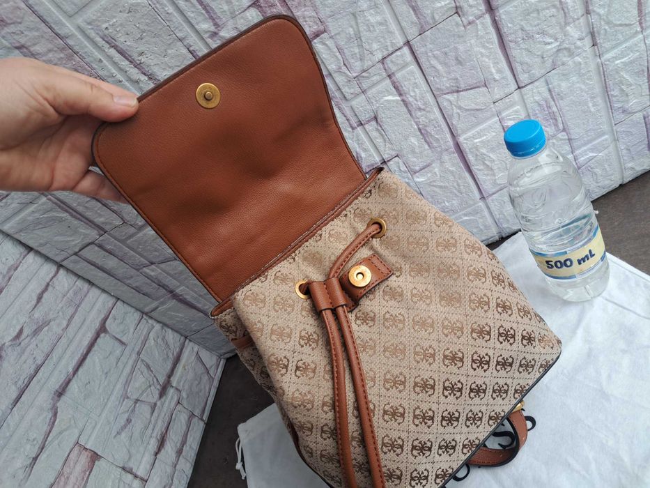 дамска раница,GUESS кафява чанта,гес