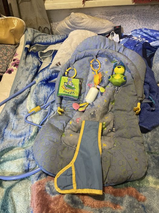 Продам шезлонг