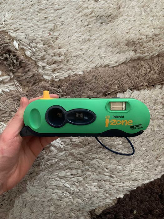 Polaroid Izone - Модел от 90-те години