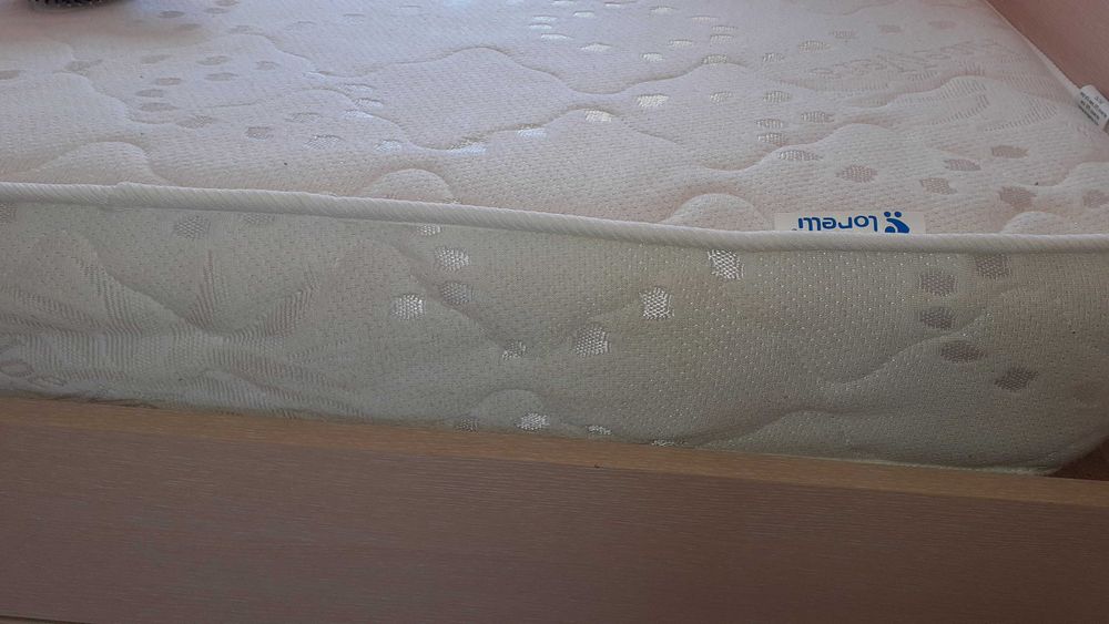 Детско легло 180/70 с два плъзгащи шкафа  и шкафче