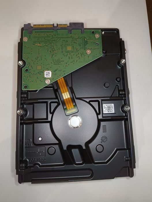 HDD Seagate Ironwolf NAS 4TB garanție eMag 2 ani