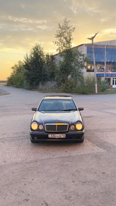 Продам е230 цена 1.8 торг есть