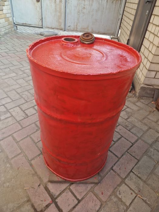 Бочки железные 200л