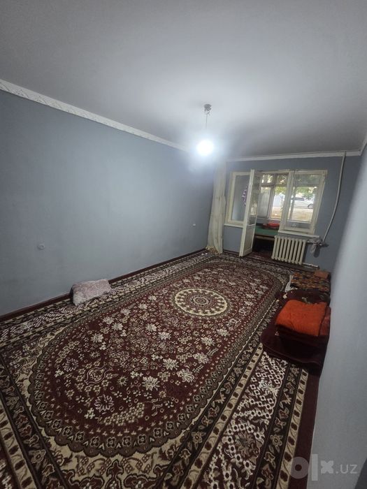 Продается 2 комнатнатная квартира. Рядом школа 21. Этаж 1.
