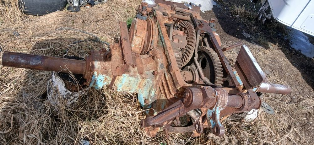 Задний Мост Мтз в заборе с Руковами