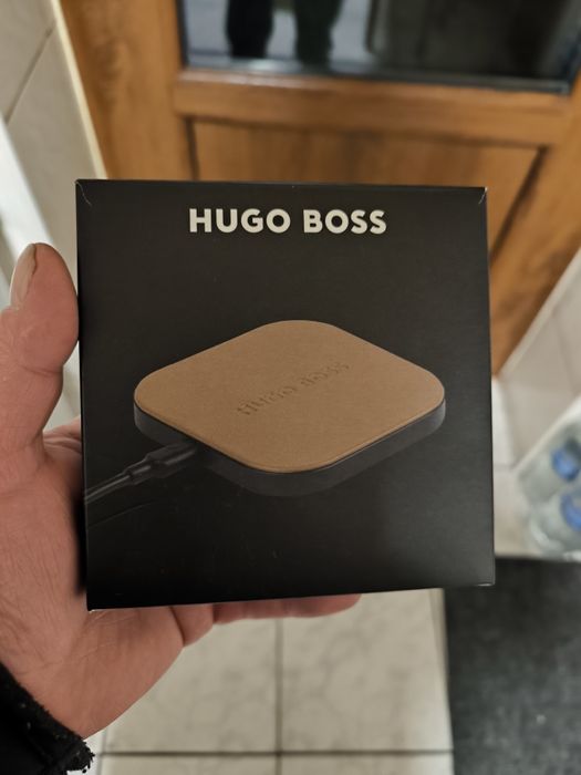 Încărcător wireless Hugo boss