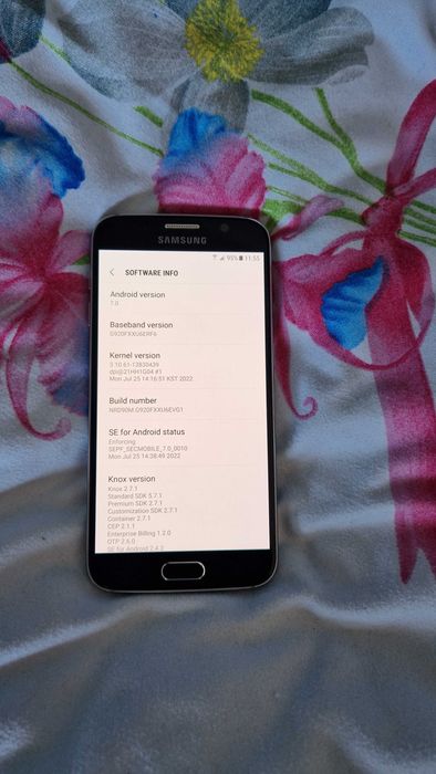 Vand Telefon Samsung S6 cu 4G/LTE 3GB RAM 32GB !! Liber Retea !! 250lei