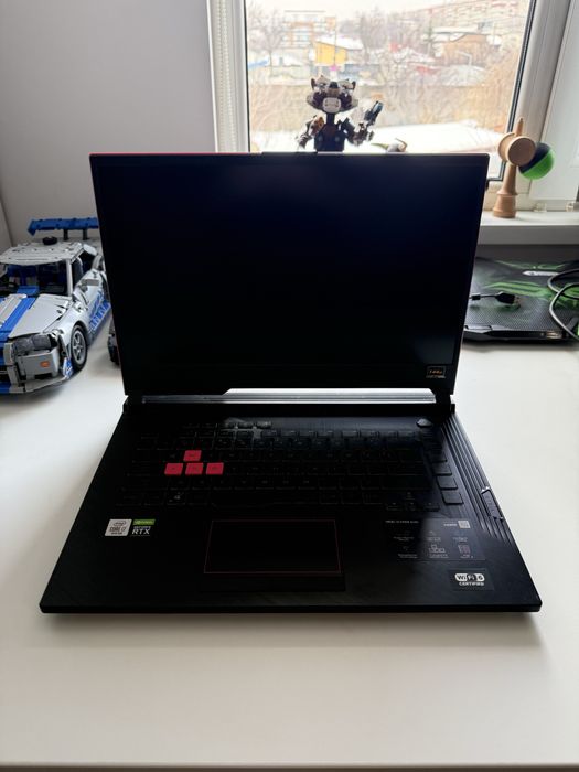 Laptop Gaming Asus Rog G512LV