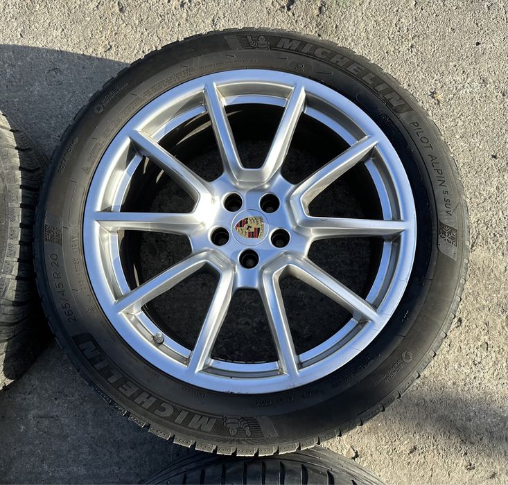 Jante / Roti Porsche Macan : 265 45 20 / 295 40 20