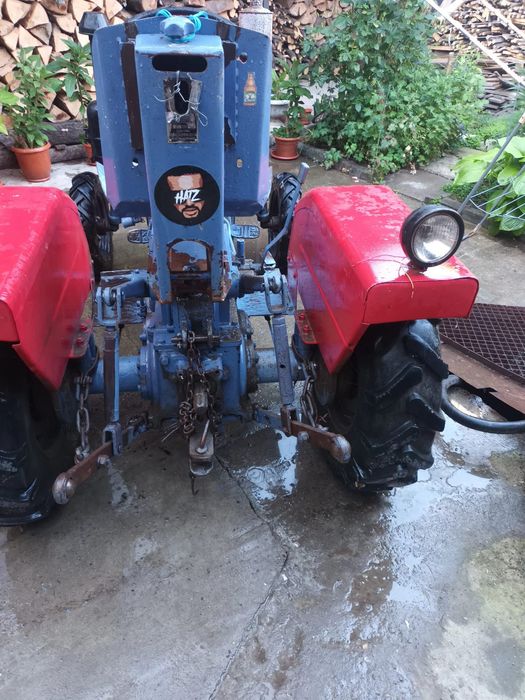 Vând tractor 15 cp