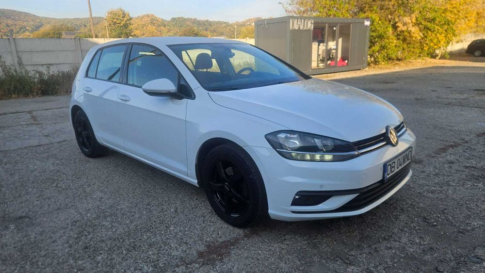 Autoturism Volkswagen Golf
