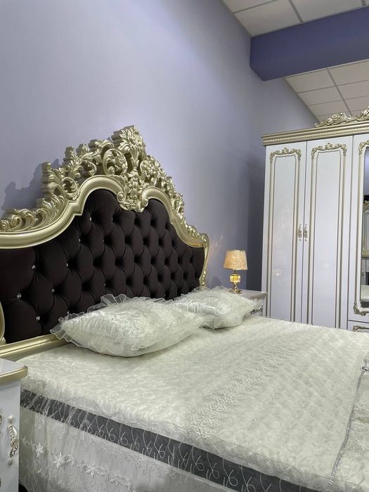 Спальный гарнитур модель Misr Lyuks