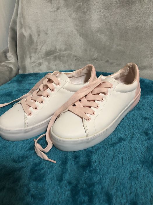 Pantofi casual,mărimea 35