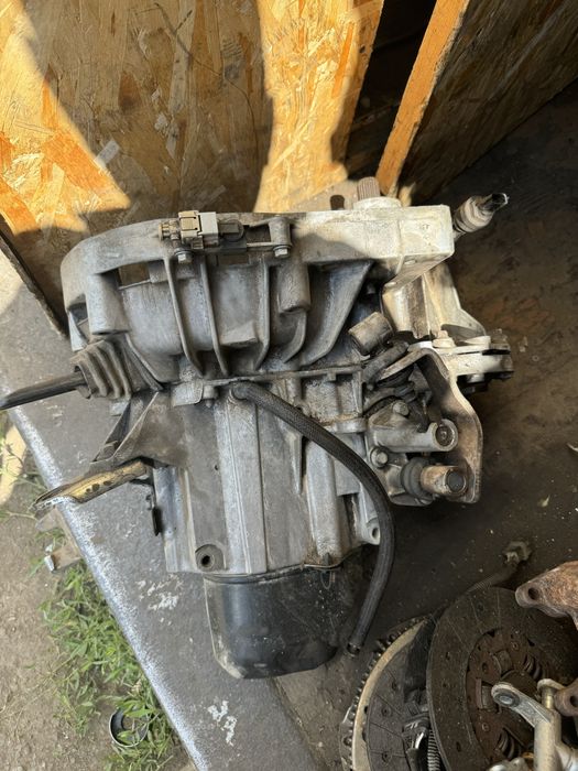 Каропка на Ладу Ларгус