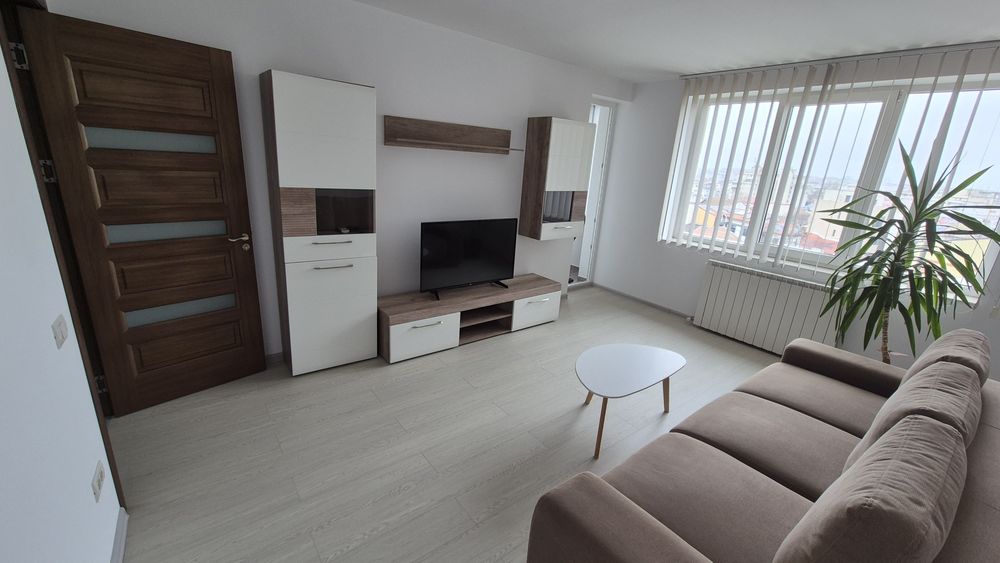 Proprietar inchiriez apartament 2 camere Tomis 1