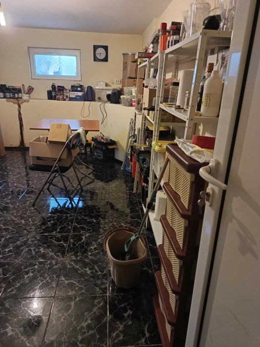 Продава се Къща в Русе, Алеи Възраждане - 230 кв.м за 853 €/кв.м - Снимка #17